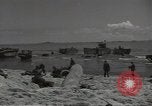 Standbild Soldaten Angaur Palau Inseln, 1944, aus Sekunde 50 historischem Filmmaterial Videoclip 65675074664