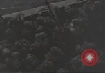 Immagine di Soldati statunitensi Guadalcanal nelle Isole Salomone, 1944, secondo 57 filmato di repertorio 65675074667