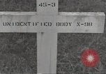 Immagine di Stati Uniti cimitero Guadalcanal nelle Isole Salomone, 1944, secondo 54 filmato di repertorio 65675074668
