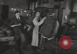 Standbild Gauntlet body Armor United States USA, 1941, aus Sekunde 17 historischem Filmmaterial Videoclip 65675074669
