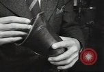Standbild Gauntlet body Armor United States USA, 1941, aus Sekunde 45 historischem Filmmaterial Videoclip 65675074669