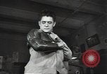 Standbild Gauntlet body Armor United States USA, 1941, aus Sekunde 57 historischem Filmmaterial Videoclip 65675074669