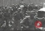 Standbild USA Soldaten Guadalcanal Salomonen, 1944, aus Sekunde 7 historischem Filmmaterial Videoclip 65675074671