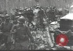 Standbild USA Soldaten Guadalcanal Salomonen, 1944, aus Sekunde 8 historischem Filmmaterial Videoclip 65675074671