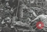 Standbild USA Soldaten Guadalcanal Salomonen, 1944, aus Sekunde 32 historischem Filmmaterial Videoclip 65675074671