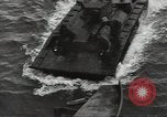 Standbild USA Soldaten Guadalcanal Salomonen, 1944, aus Sekunde 14 historischem Filmmaterial Videoclip 65675074674