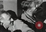 Standbild USA Soldaten Guadalcanal Salomonen, 1944, aus Sekunde 49 historischem Filmmaterial Videoclip 65675074674