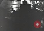 Standbild USA Soldaten Guadalcanal Salomonen, 1944, aus Sekunde 39 historischem Filmmaterial Videoclip 65675074675