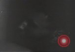 Standbild USA Soldaten Guadalcanal Salomonen, 1944, aus Sekunde 44 historischem Filmmaterial Videoclip 65675074675
