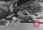 Standbild Armee cook Guadalcanal Salomonen, 1944, aus Sekunde 34 historischem Filmmaterial Videoclip 65675074683