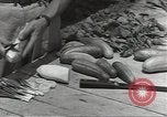 Standbild Armee cook Guadalcanal Salomonen, 1944, aus Sekunde 41 historischem Filmmaterial Videoclip 65675074683