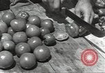Standbild Armee cook Guadalcanal Salomonen, 1944, aus Sekunde 59 historischem Filmmaterial Videoclip 65675074683