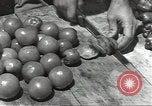 Standbild Armee cook Guadalcanal Salomonen, 1944, aus Sekunde 61 historischem Filmmaterial Videoclip 65675074683