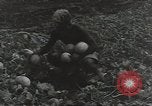 Immagine di Soldati statunitensi Guadalcanal nelle Isole Salomone, 1944, secondo 62 filmato di repertorio 65675074689