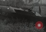 Image wrecked F4F Wildcat fighter Guadalcanal Îles Salomon, 1943, de la seconde 8 séquences d'archives historiques vidéo 65675074693