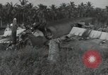 Image wrecked F4F Wildcat fighter Guadalcanal Îles Salomon, 1943, de la seconde 21 séquences d'archives historiques vidéo 65675074693