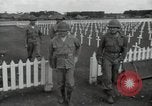 Standbild General Robert Richardson Okinawa Ryukyu Inseln, 1945, aus Sekunde 34 historischem Filmmaterial Videoclip 65675074698