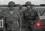 Standbild General Robert Richardson Okinawa Ryukyu Inseln, 1945, aus Sekunde 38 historischem Filmmaterial Videoclip 65675074698
