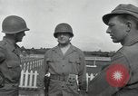 Standbild General Robert Richardson Okinawa Ryukyu Inseln, 1945, aus Sekunde 45 historischem Filmmaterial Videoclip 65675074698