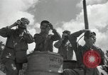 Immagine di Il generale Robert Richardson Okinawa isole Ryukyu, 1945, secondo 43 filmato di repertorio 65675074699