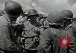 Immagine di Il generale Robert Richardson Okinawa isole Ryukyu, 1945, secondo 48 filmato di repertorio 65675074699