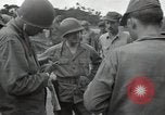 Standbild General Robert Richardson Okinawa Ryukyu Inseln, 1945, aus Sekunde 16 historischem Filmmaterial Videoclip 65675074700