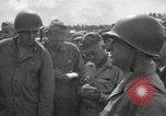 Standbild General Robert Richardson Okinawa Ryukyu Inseln, 1945, aus Sekunde 45 historischem Filmmaterial Videoclip 65675074700
