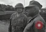 Standbild General Robert Richardson Okinawa Ryukyu Inseln, 1945, aus Sekunde 53 historischem Filmmaterial Videoclip 65675074700