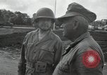 Standbild General Robert Richardson Okinawa Ryukyu Inseln, 1945, aus Sekunde 56 historischem Filmmaterial Videoclip 65675074700