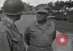 Standbild General Robert Richardson Okinawa Ryukyu Inseln, 1945, aus Sekunde 58 historischem Filmmaterial Videoclip 65675074700
