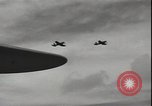 Standbild abgestürzte US Marine pilot LT M N Vedder ist gerettet Segi Punkt Salomonen, 1943, aus Sekunde 41 historischem Filmmaterial Videoclip 65675074718