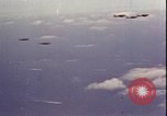 Image USS Hornet (CV-8) dans la bataille de Midway Océan Pacifique, 1942, de la seconde 8 séquences d'archives historiques vidéo 65675074720