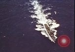Image USS Hornet (CV-8) dans la bataille de Midway Océan Pacifique, 1942, de la seconde 14 séquences d'archives historiques vidéo 65675074720