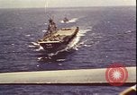 Image USS Hornet (CV-8) dans la bataille de Midway Océan Pacifique, 1942, de la seconde 21 séquences d'archives historiques vidéo 65675074720