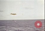Image USS Hornet (CV-8) dans la bataille de Midway Océan Pacifique, 1942, de la seconde 42 séquences d'archives historiques vidéo 65675074720