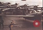 Image USS Hornet (CV-8) dans la bataille de Midway Océan Pacifique, 1942, de la seconde 46 séquences d'archives historiques vidéo 65675074720