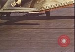 Image USS Hornet (CV-8) dans la bataille de Midway Océan Pacifique, 1942, de la seconde 57 séquences d'archives historiques vidéo 65675074720