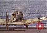 Image USS Hornet (CV-8) dans la bataille de Midway Océan Pacifique, 1942, de la seconde 58 séquences d'archives historiques vidéo 65675074720