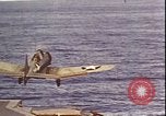 Image USS Hornet (CV-8) dans la bataille de Midway Océan Pacifique, 1942, de la seconde 61 séquences d'archives historiques vidéo 65675074720