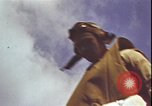 Standbild Piloten von VF-3 an Deck der USS Yorktown (CV-5) in der Schlacht von Midway Pazifik, 1942, aus Sekunde 34 historischem Filmmaterial Videoclip 65675074721
