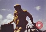 Standbild Piloten von VF-3 an Deck der USS Yorktown (CV-5) in der Schlacht von Midway Pazifik, 1942, aus Sekunde 39 historischem Filmmaterial Videoclip 65675074721