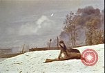 Immagine di Piloti statunitensi di essere soccorsi in mare da parte di velivoli costruttiva PBY Isola di Midway, 1942, secondo 5 filmato di repertorio 65675074722