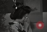 Standbild kimono fashion parade Japan, 1939, aus Sekunde 3 historischem Filmmaterial Videoclip 65675074745