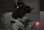 Standbild kimono fashion parade Japan, 1939, aus Sekunde 4 historischem Filmmaterial Videoclip 65675074745