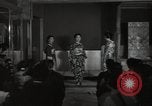 Standbild kimono fashion parade Japan, 1939, aus Sekunde 37 historischem Filmmaterial Videoclip 65675074745