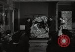 Standbild kimono fashion parade Japan, 1939, aus Sekunde 50 historischem Filmmaterial Videoclip 65675074745