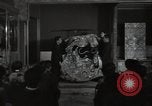 Standbild kimono fashion parade Japan, 1939, aus Sekunde 51 historischem Filmmaterial Videoclip 65675074745