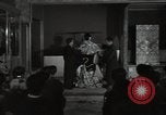 Standbild kimono fashion parade Japan, 1939, aus Sekunde 57 historischem Filmmaterial Videoclip 65675074745