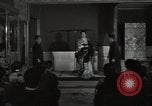 Standbild kimono fashion parade Japan, 1939, aus Sekunde 61 historischem Filmmaterial Videoclip 65675074745