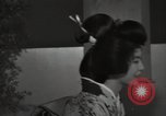 Standbild kimono fashion parade Japan, 1939, aus Sekunde 7 historischem Filmmaterial Videoclip 65675074747